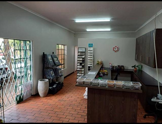 INDUSTRIAL PROPERTY TO RENT IN HENNOPSPARK